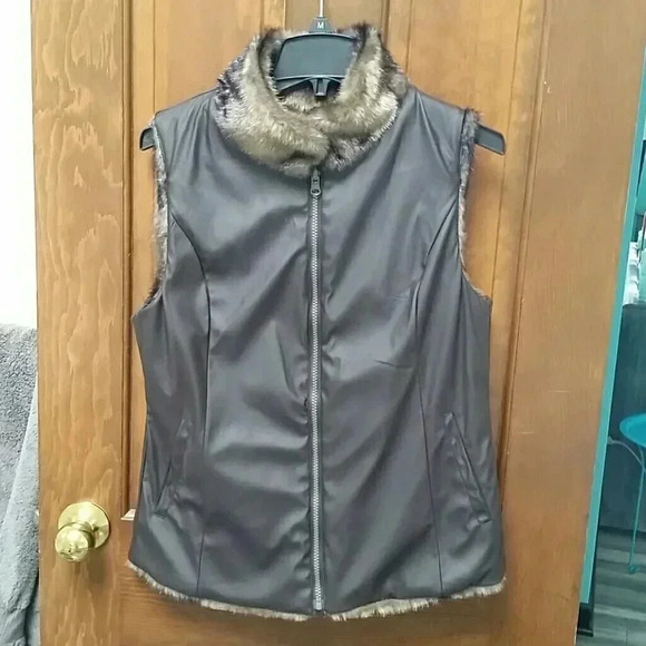 Faux fur vest - reversible - Picture 4 of 5